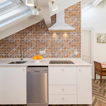 Casa Bederna * Комильяс