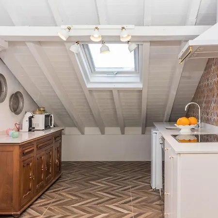 Casa Bederna Комильяс